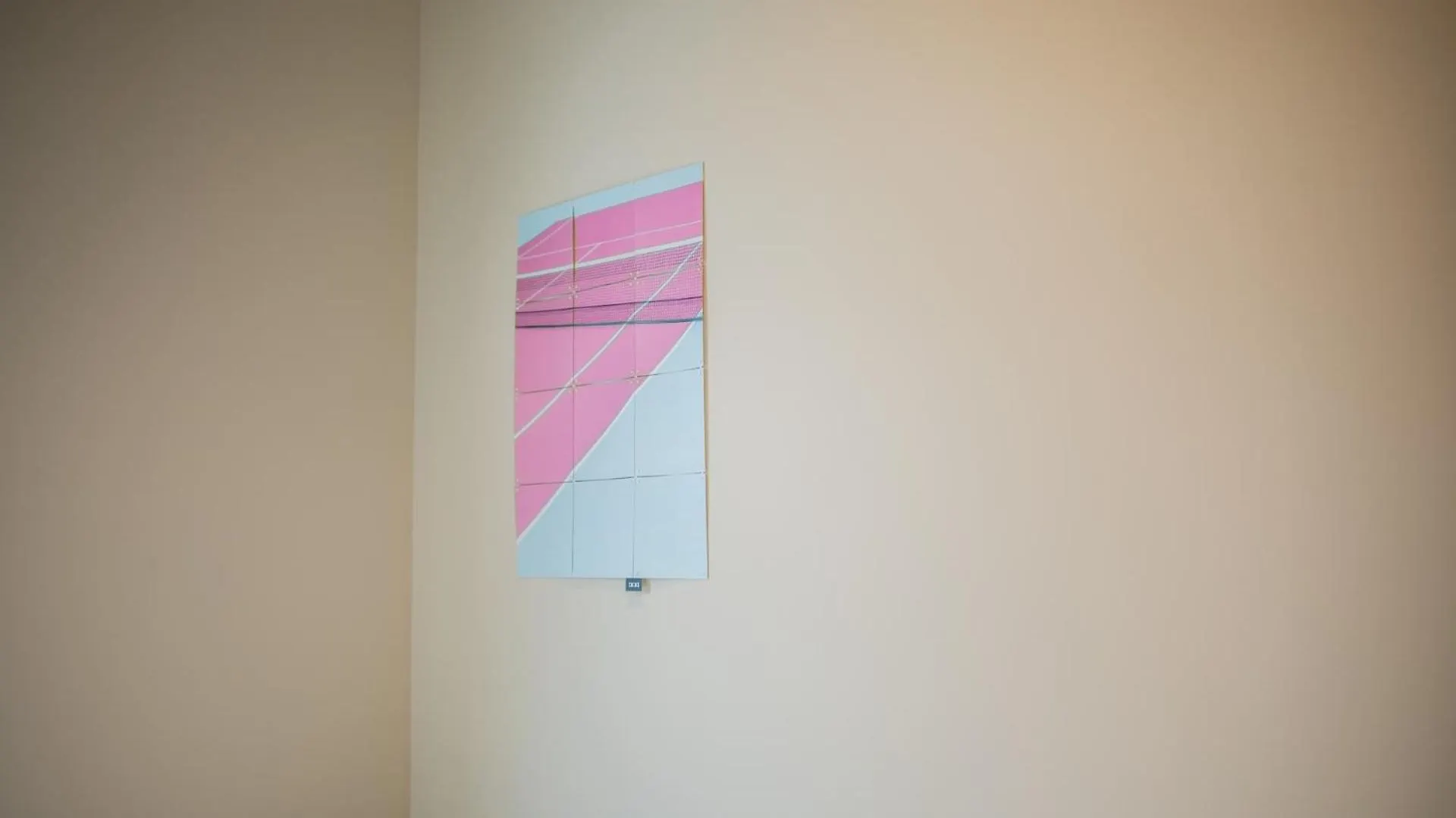 Ample 3 Bedroom Apartment Rotterdam
