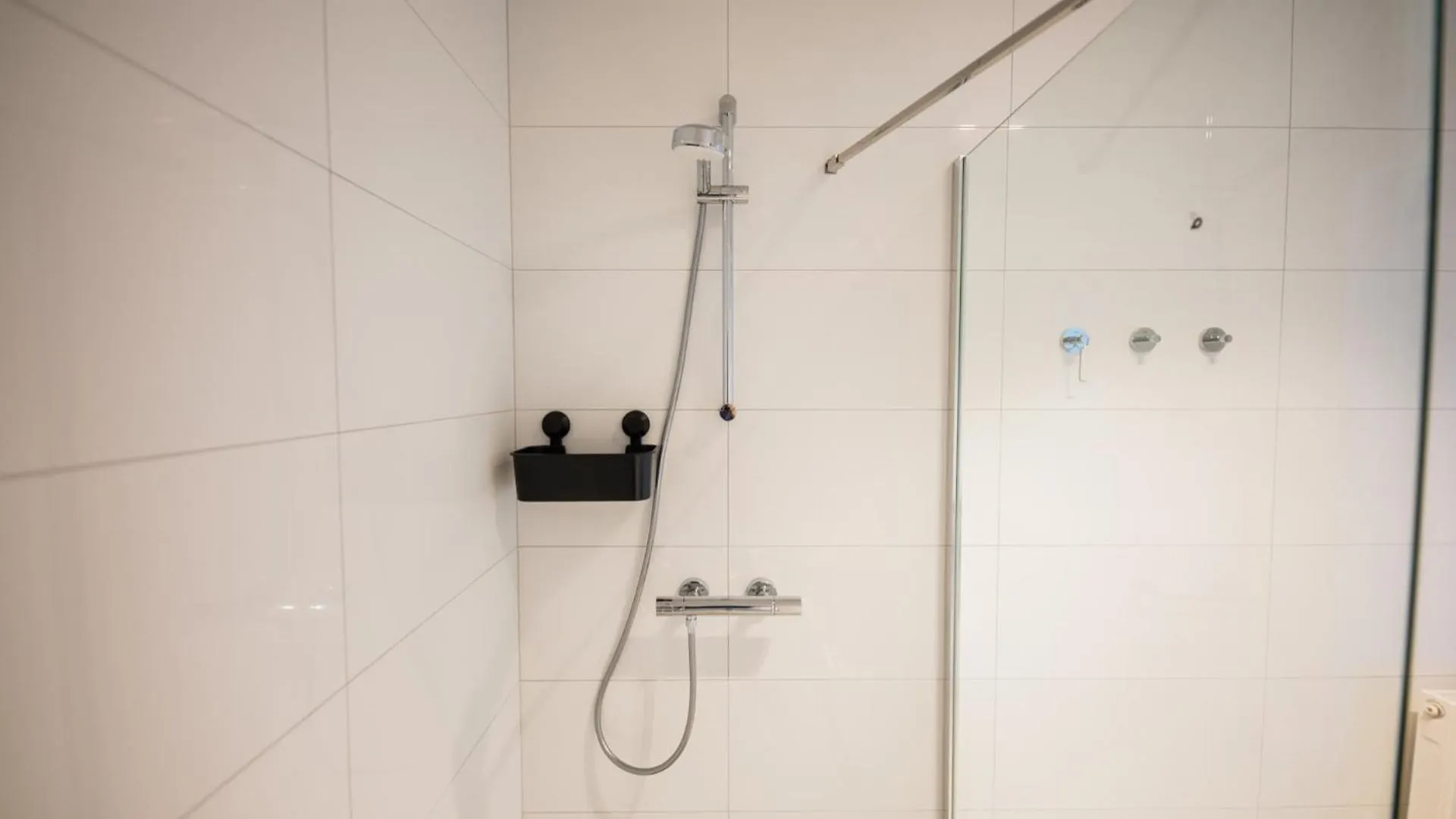Ample 3 Bedroom Apartment Rotterdam 0*,